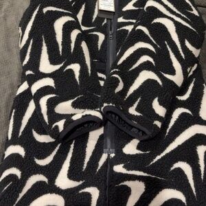 Nike Sherpa size XS